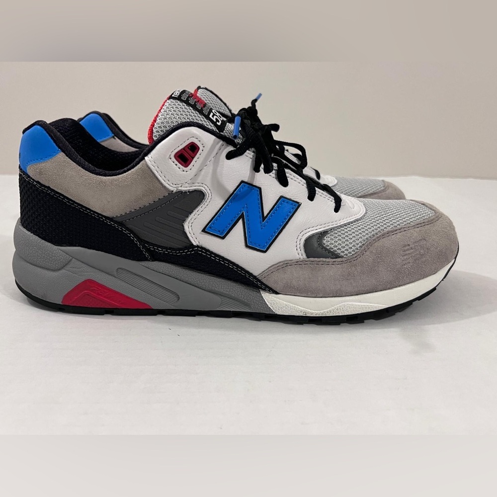 New Balance 580 Elite Riders Club Sneakers (MART580YO)